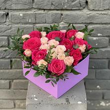 Цветочная композиция из Розы в коробке в Харланиху-2