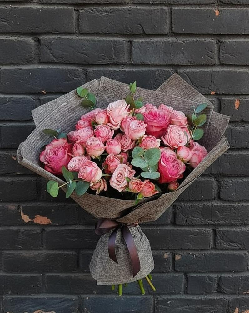 Букет цветов из: Розы в Харланиху-2