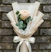 Букет цветов из:  Розы в Харланиху-2