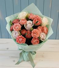 Букет цветов из:  Розы в Харланиху-2