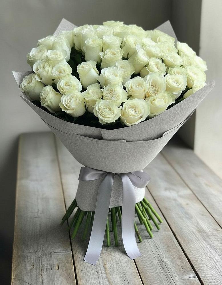 Букет 35 Белых роз в Харланиху-2