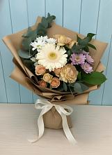 Букет цветов из:  Герберы и Хризантемы в Харланиху-2