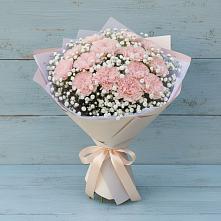Букет цветов из:  Гвоздики в Харланиху-2