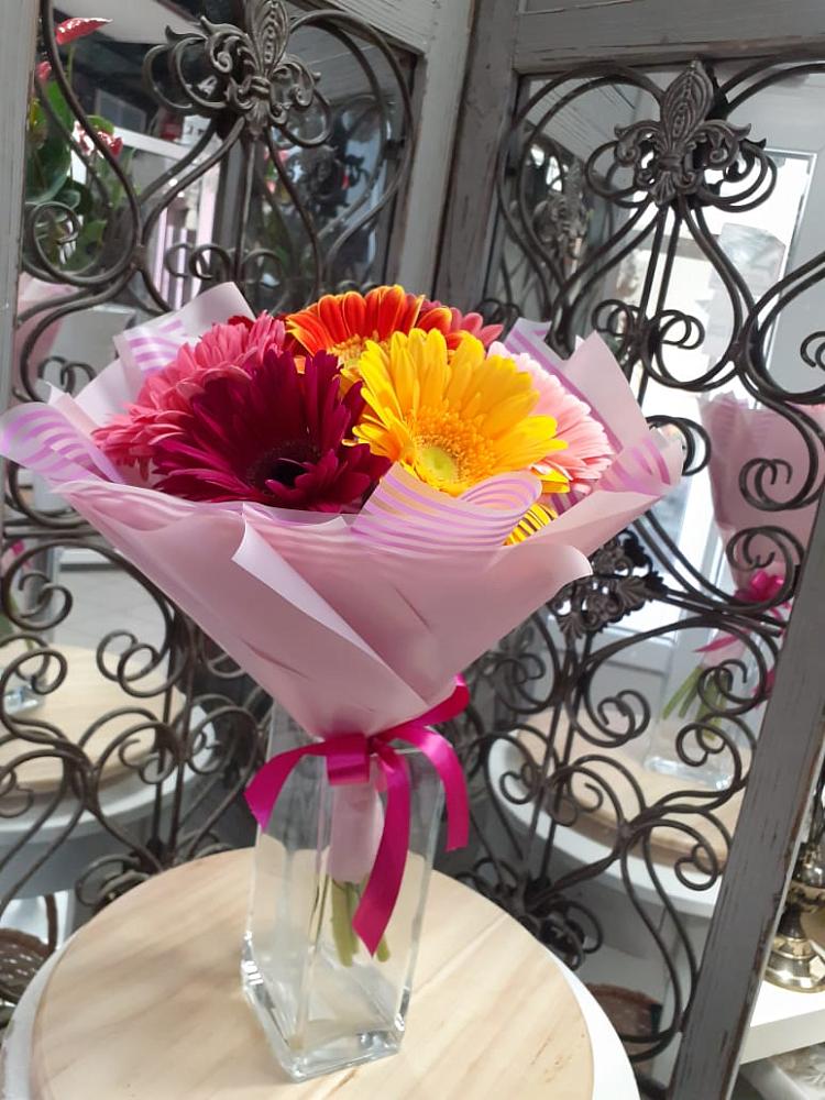 Букет цветов из: Герберы в Харланиху-2