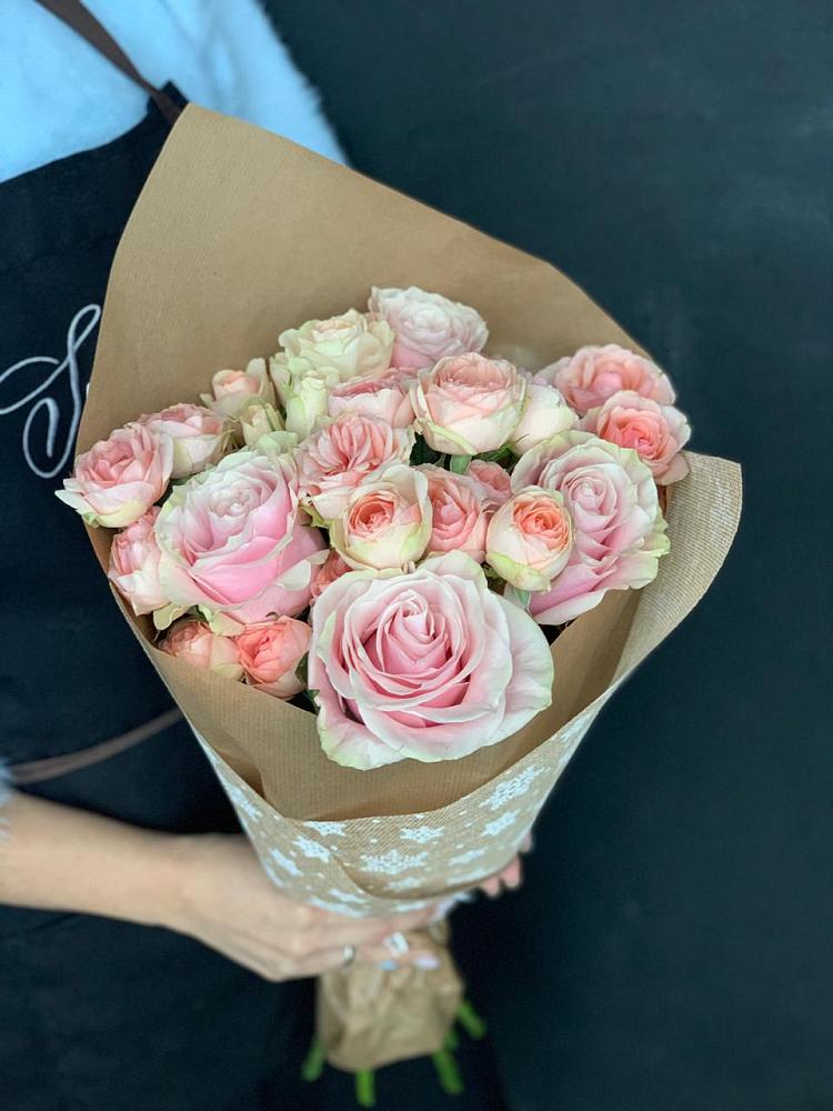 Букет цветов из: Хризантемы и Розы в Харланиху-2