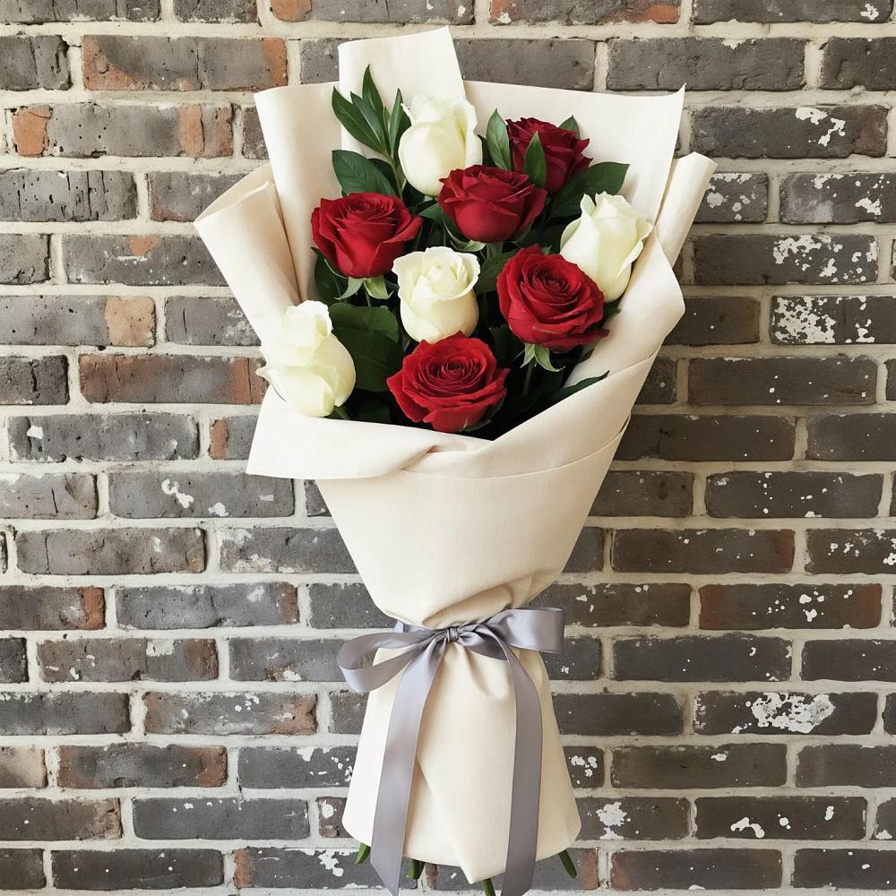 Букет цветов из: Розы в Харланиху-2