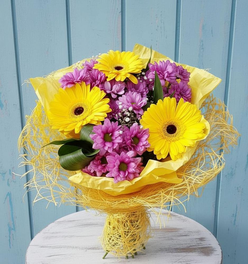 Букет цветов из: Хризантемы и Герберы в Харланиху-2
