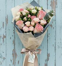 Букет цветов из:  Розы #REPLACE_PRED# Харланиху-2