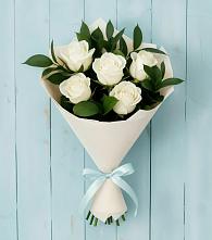 Букет цветов из:  Розы в Харланиху-2