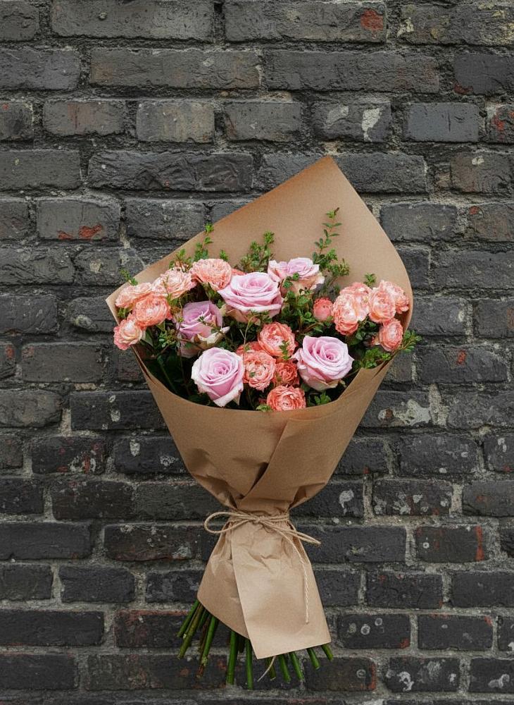 Букет цветов из: Розы в Харланиху-2