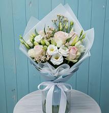Букет цветов из:  Розы и Лизиантусы #REPLACE_PRED# Харланиху-2