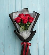Букет цветов из:  Розы в Харланиху-2