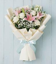 Букет цветов из:  Лилии в Харланиху-2