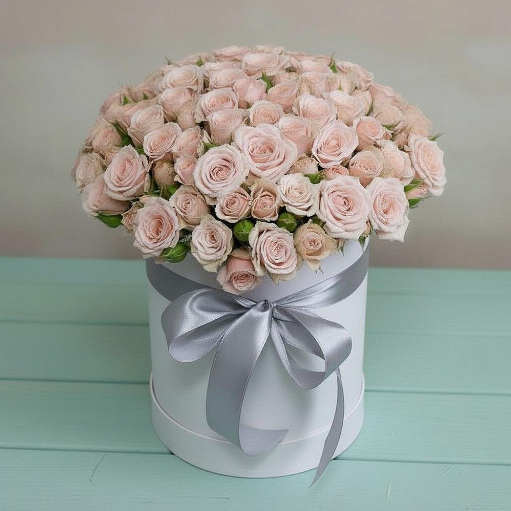 Цветочная композиция из Розы в шляпной коробке в Харланиху-2